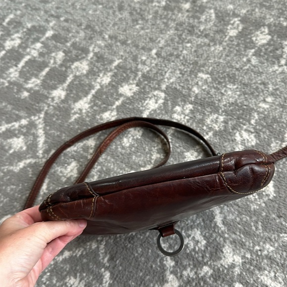 Jack Georges Genuine Leather Crossbody Voyager Handbag - Picture 10 of 16